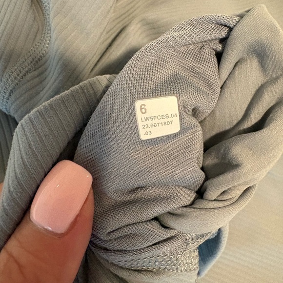 Lululemon Align Leggings - Picture 4 of 5